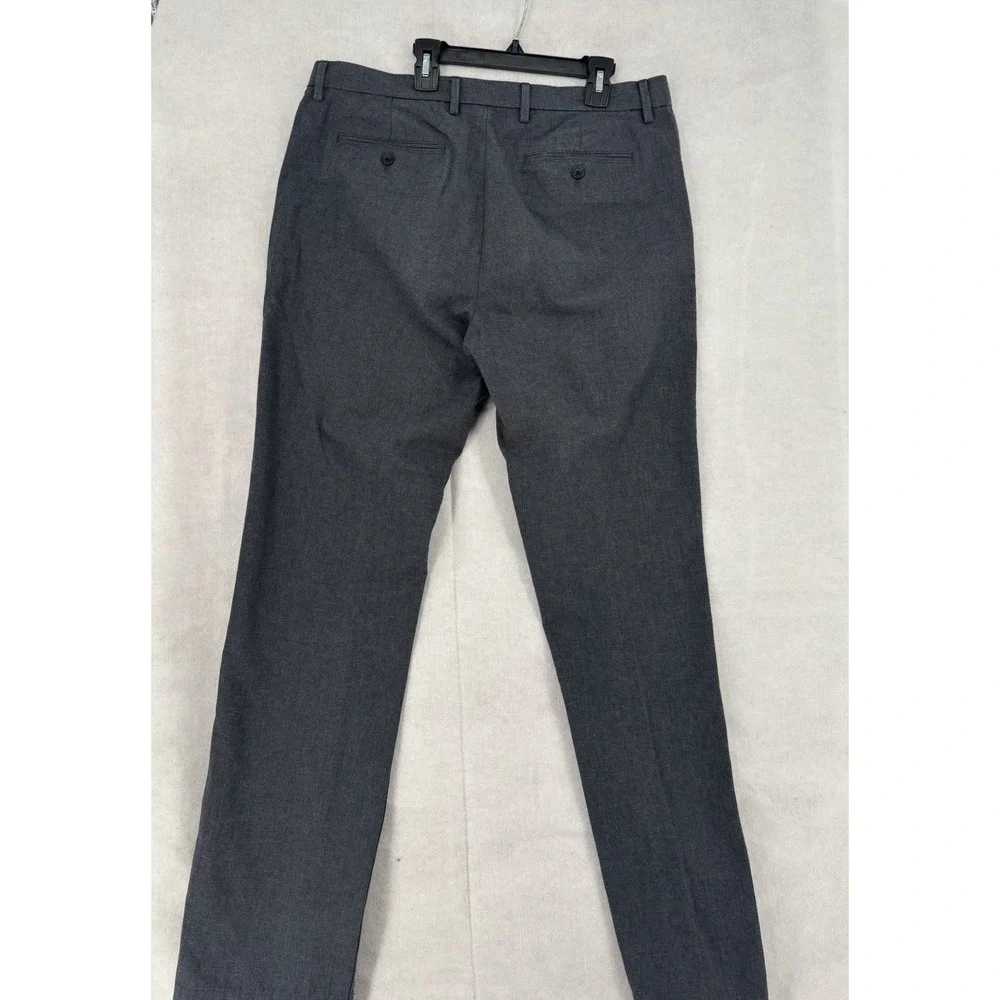 Banana Republic care sophisticated